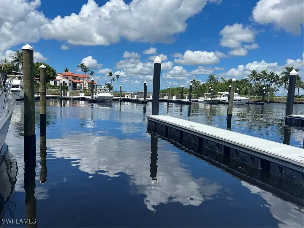 48' Boat Slip B-21 At Gulf Harbour Marina Fort Myers FL 33908