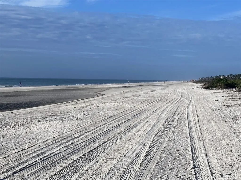 845 E Gulf Drive Sanibel FL 33957