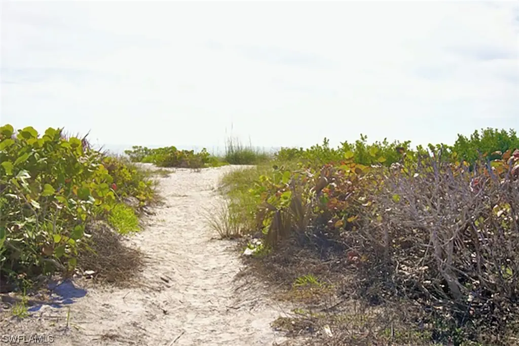 845 E Gulf Drive Sanibel FL 33957