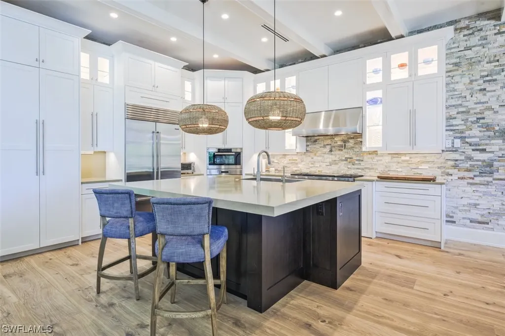 1490 Jewel Box Avenue Naples FL 34102