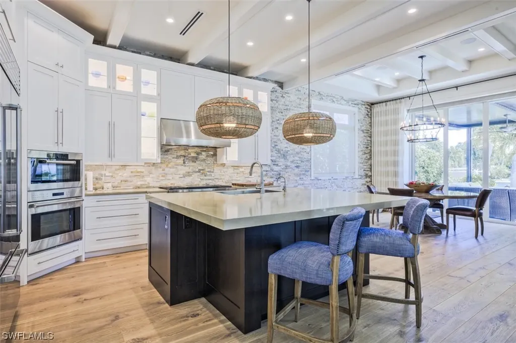 1490 Jewel Box Avenue Naples FL 34102