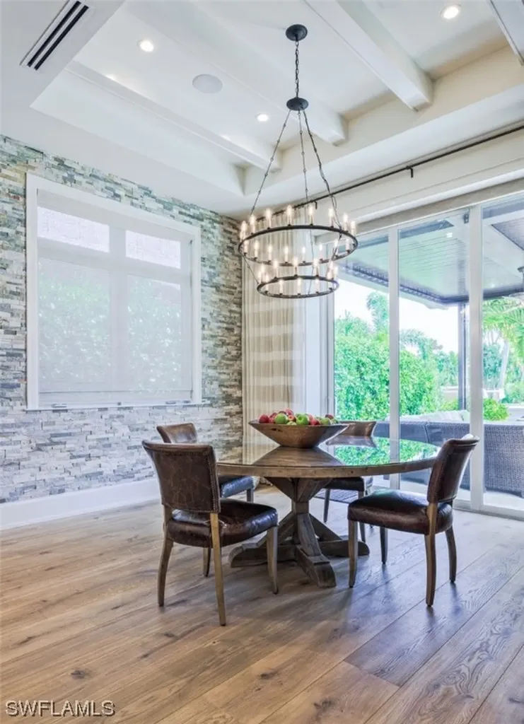 1490 Jewel Box Avenue Naples FL 34102