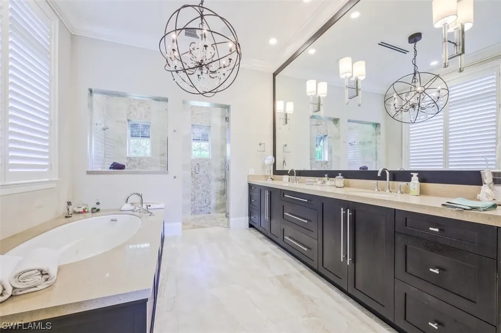 1490 Jewel Box Avenue Naples FL 34102