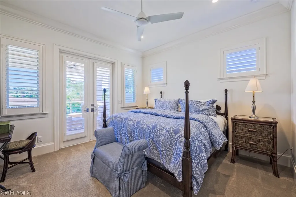 1490 Jewel Box Avenue Naples FL 34102