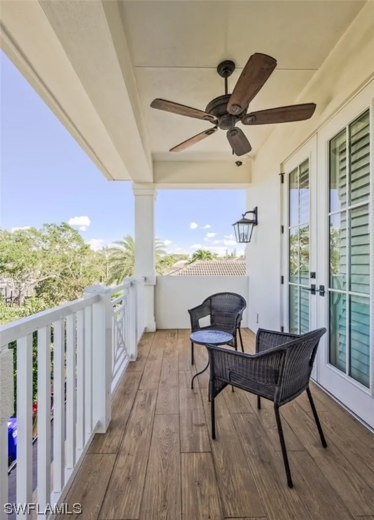 1490 Jewel Box Avenue Naples FL 34102