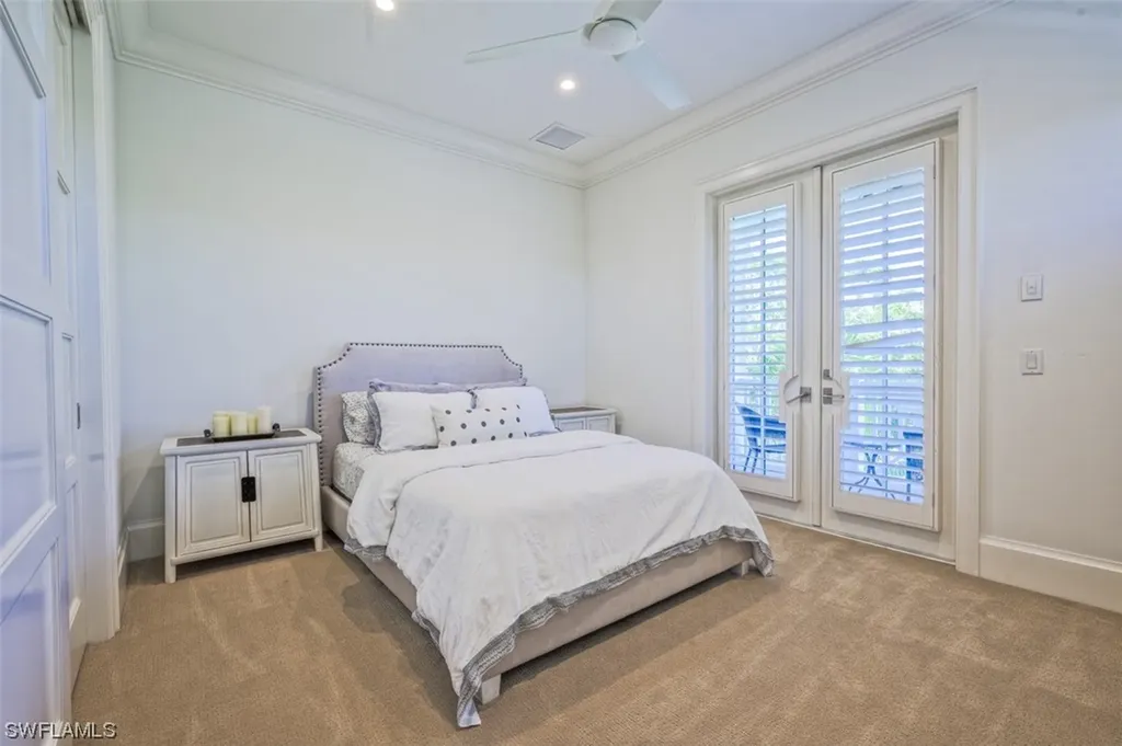 1490 Jewel Box Avenue Naples FL 34102