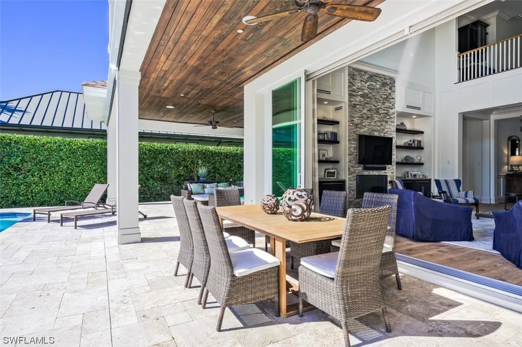 1490 Jewel Box Avenue Naples FL 34102