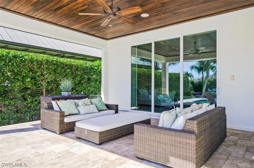 1490 Jewel Box Avenue Naples FL 34102