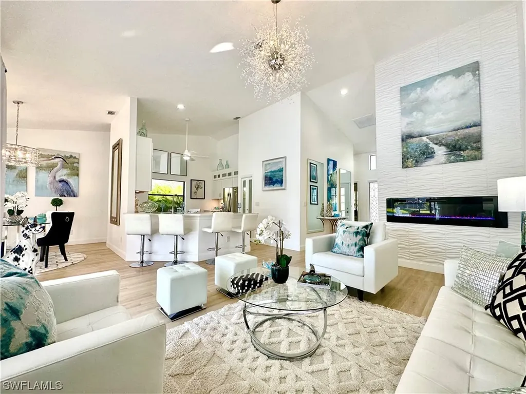 Naples FL, 1376 Monarch Circle