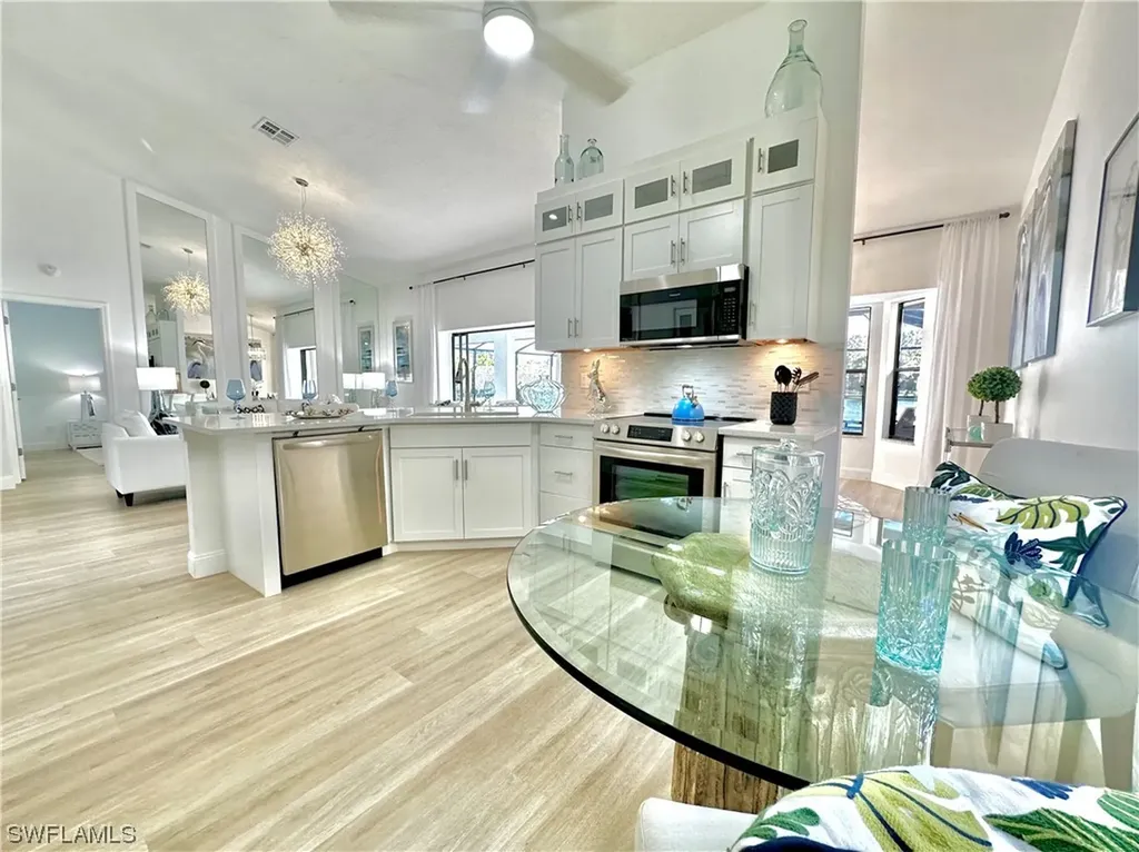 1376 Monarch Circle Naples FL 34116