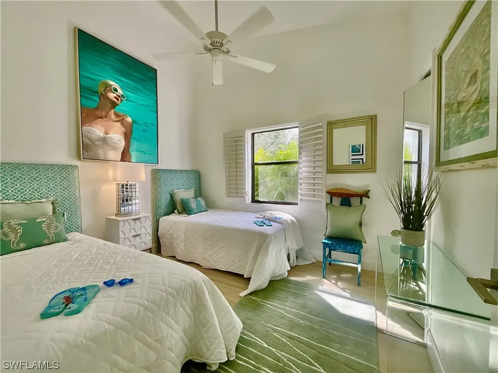 1376 Monarch Circle Naples FL 34116
