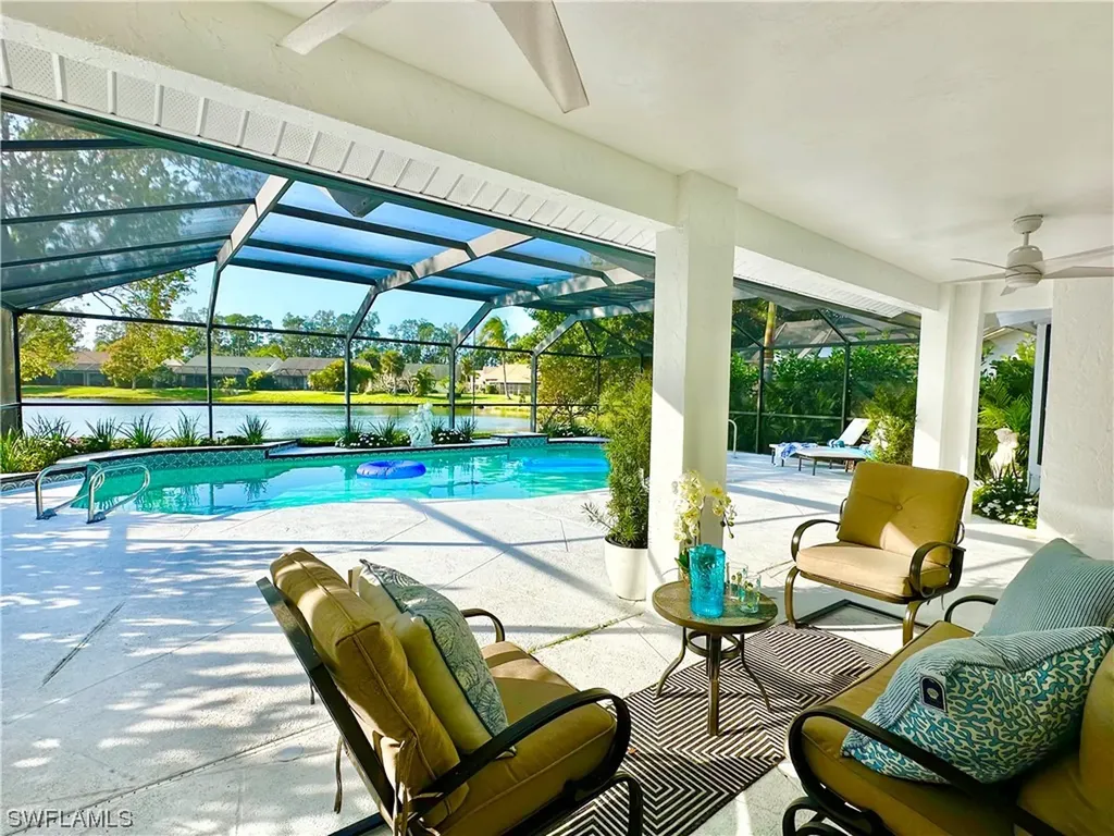 1376 Monarch Circle Naples FL 34116