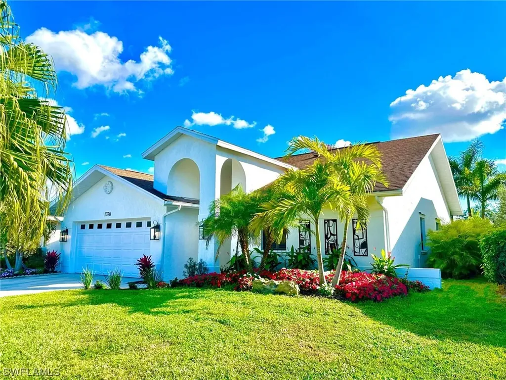 1376 Monarch Circle Naples FL 34116
