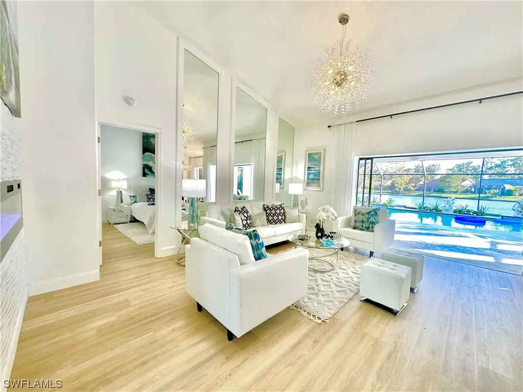 1376 Monarch Circle Naples FL 34116