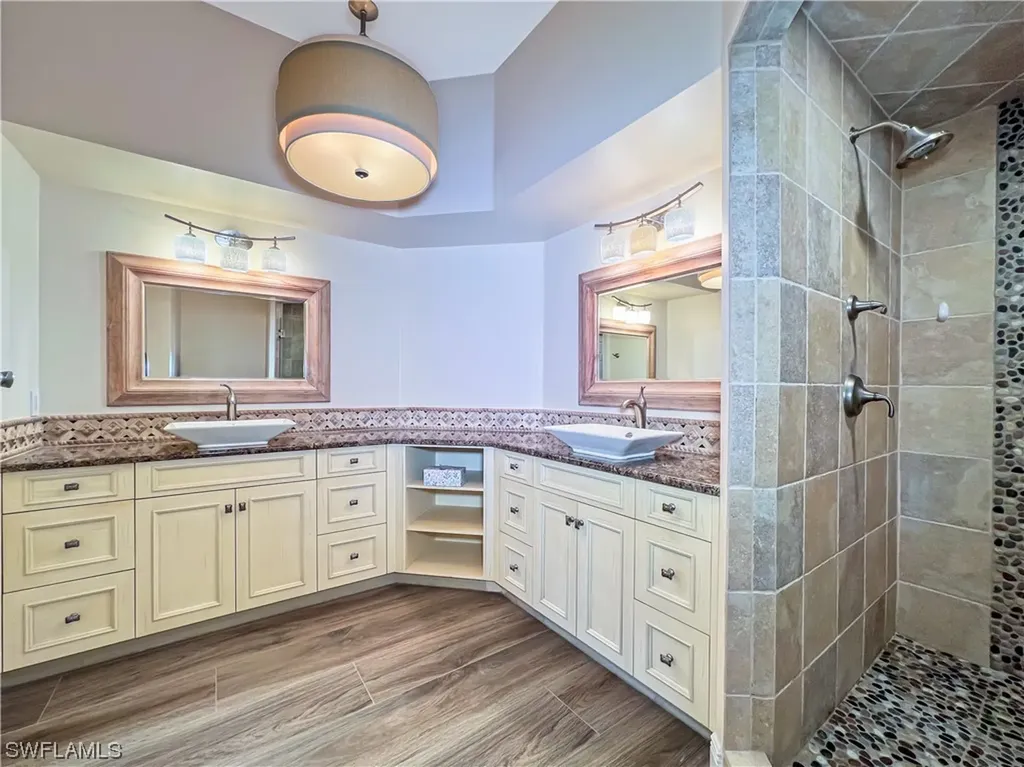 6880 Redbay Park Road Naples FL 34109