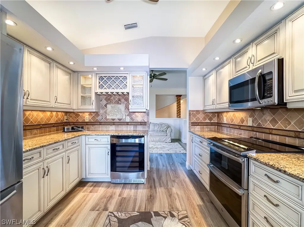 6880 Redbay Park Road Naples FL 34109
