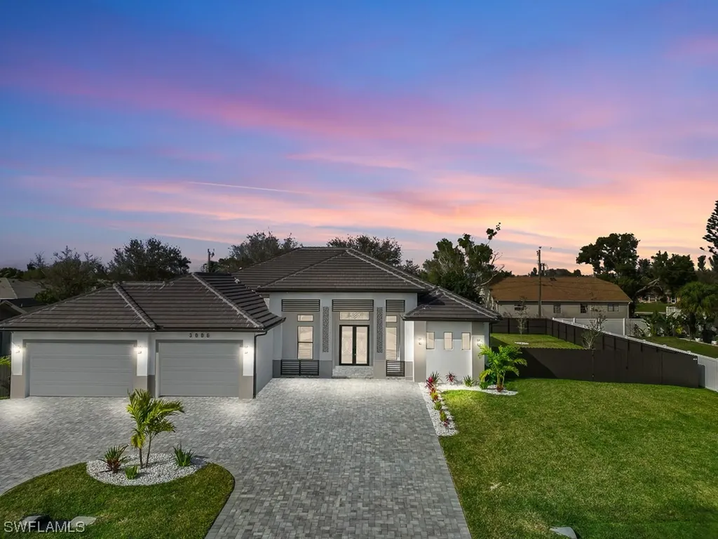 3006 SW 8th Court Cape Coral FL 33914