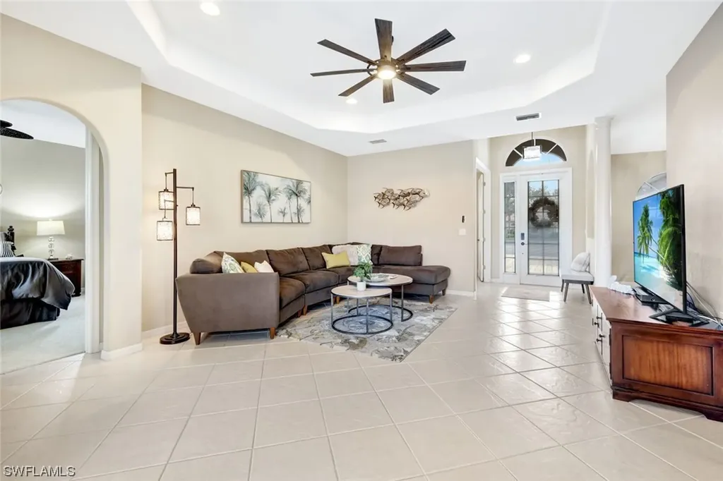 3930 Aurora Court Naples FL 34116