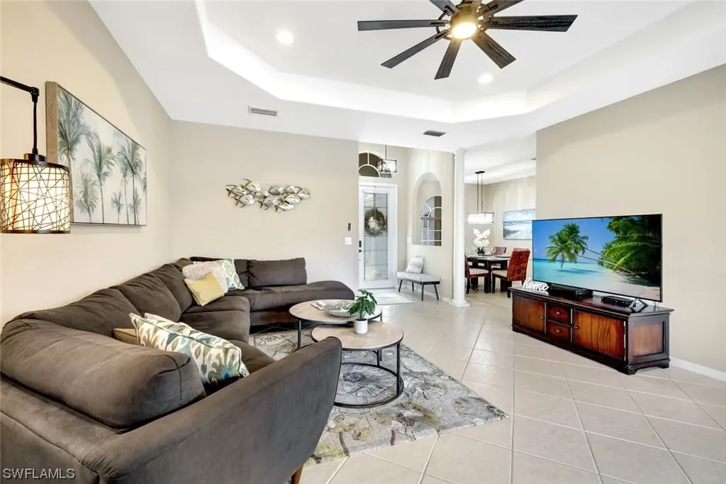 3930 Aurora Court Naples FL 34116