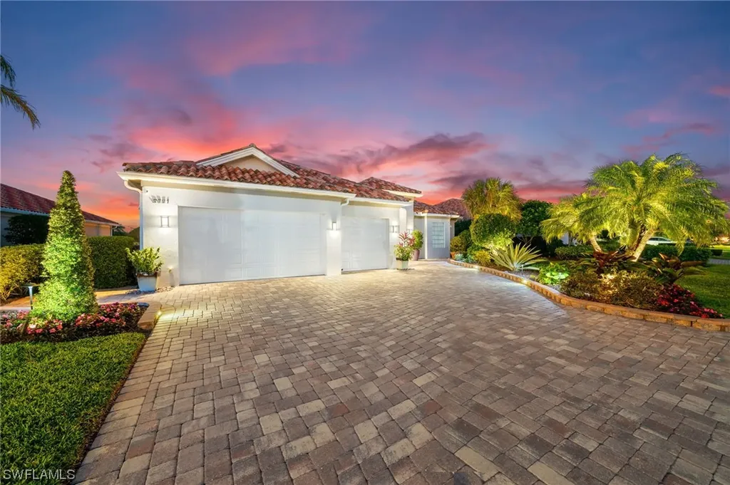 3321 Cerrito Court Naples FL 34109