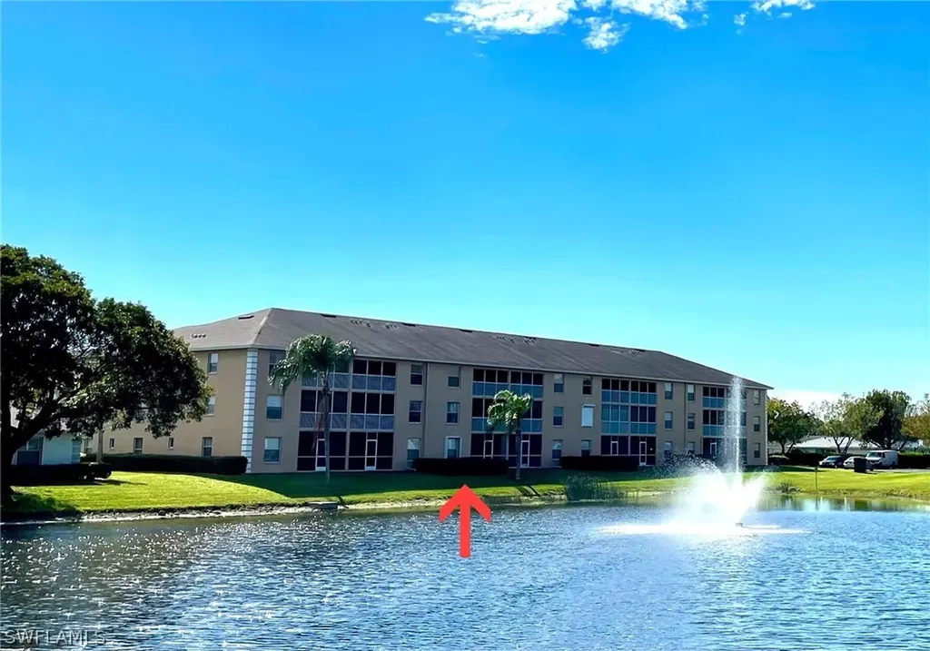 9640 Victoria Lane Naples FL 34109
