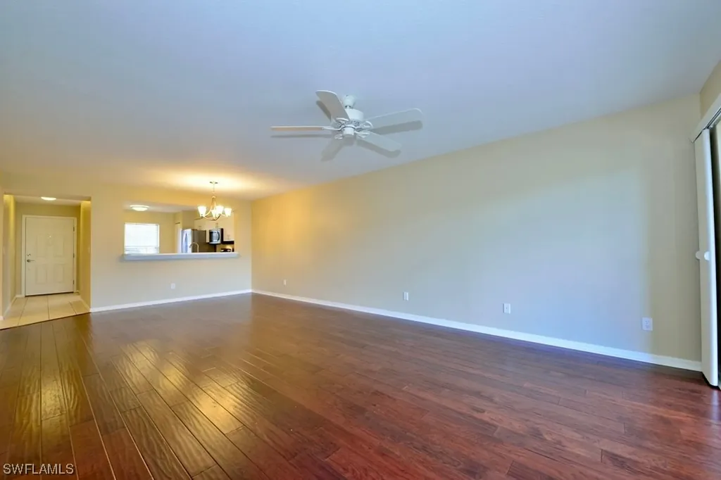 9640 Victoria Lane Naples FL 34109
