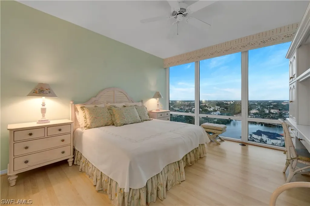 4951 Gulf Shore Boulevard N Naples FL 34103