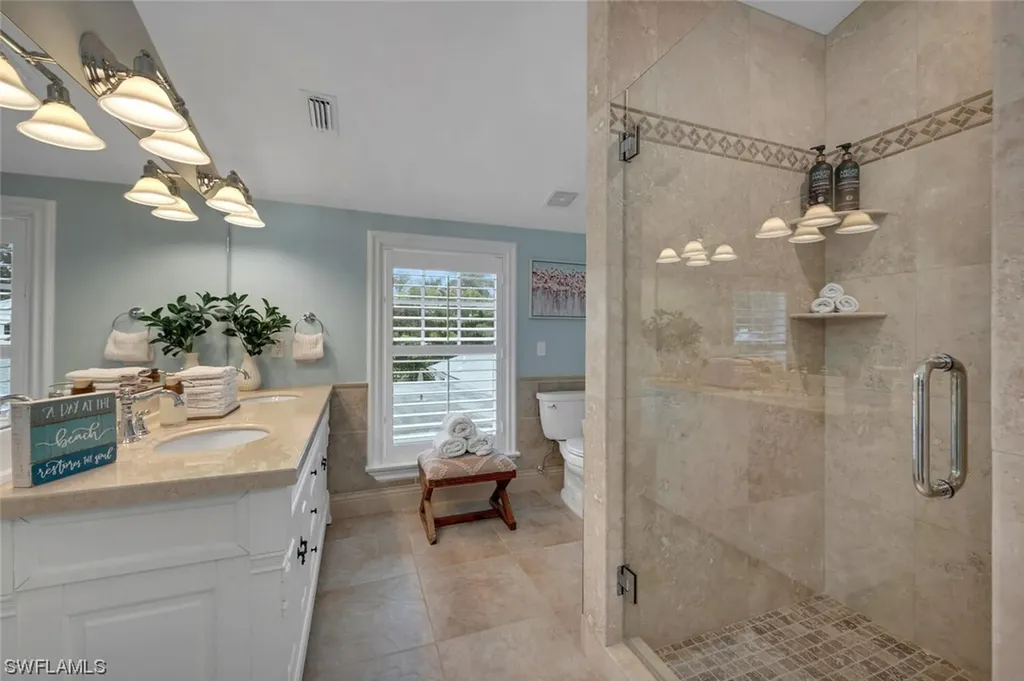 1243 12th Avenue N Naples FL 34102