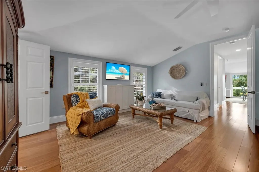 1243 12th Avenue N Naples FL 34102