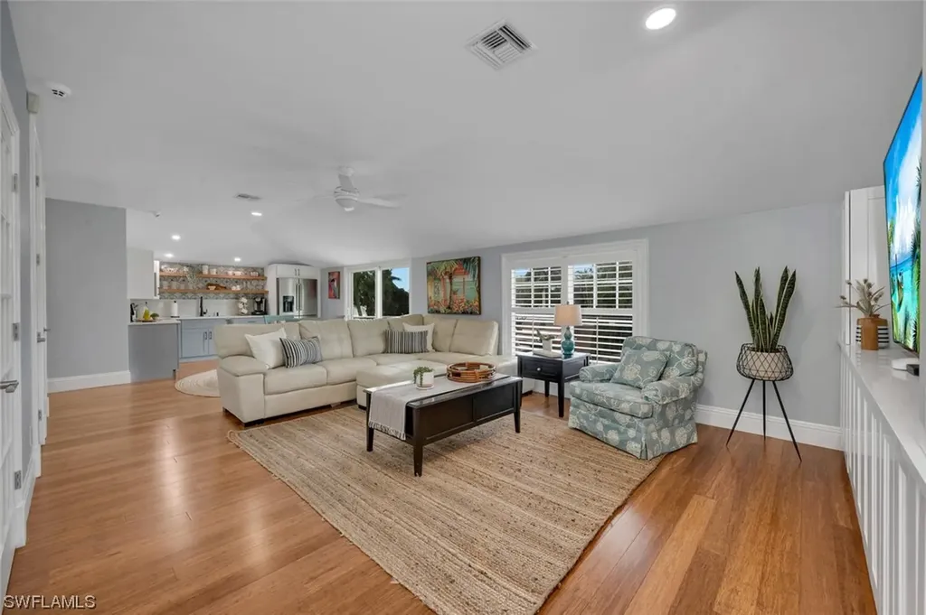 1243 12th Avenue N Naples FL 34102