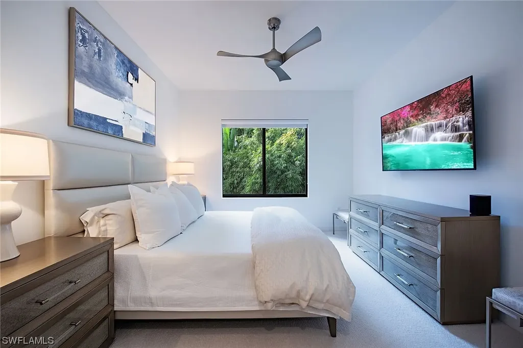 1115 Central Avenue Naples FL 34102