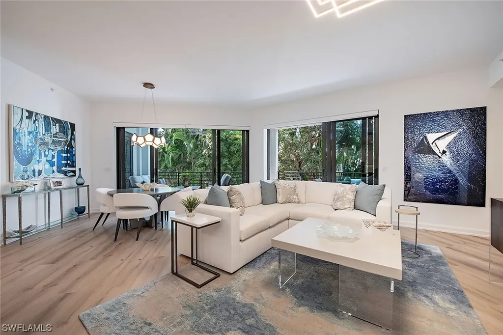 1115 Central Avenue Naples FL 34102