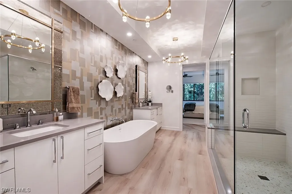1115 Central Avenue Naples FL 34102
