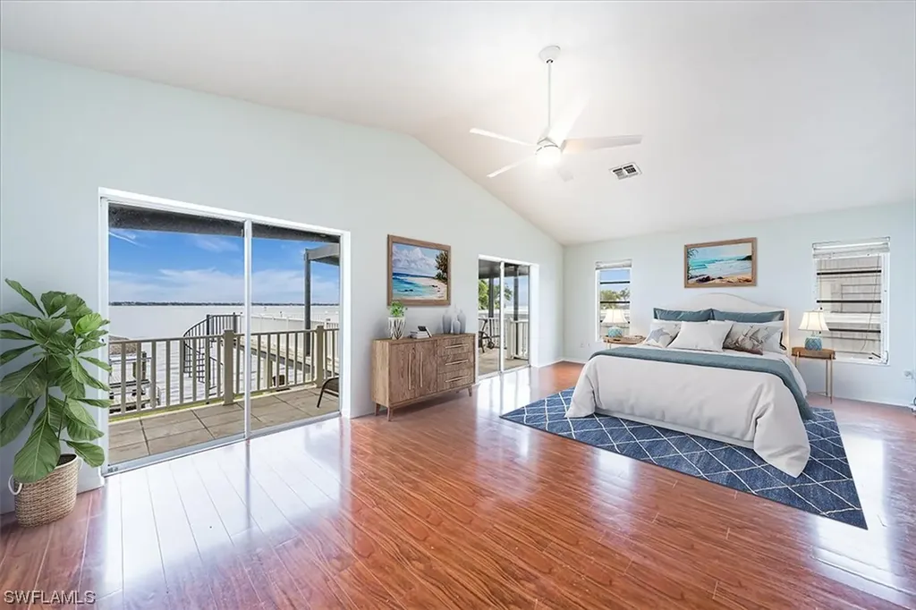 2526 SE 28th Street Cape Coral FL 33904