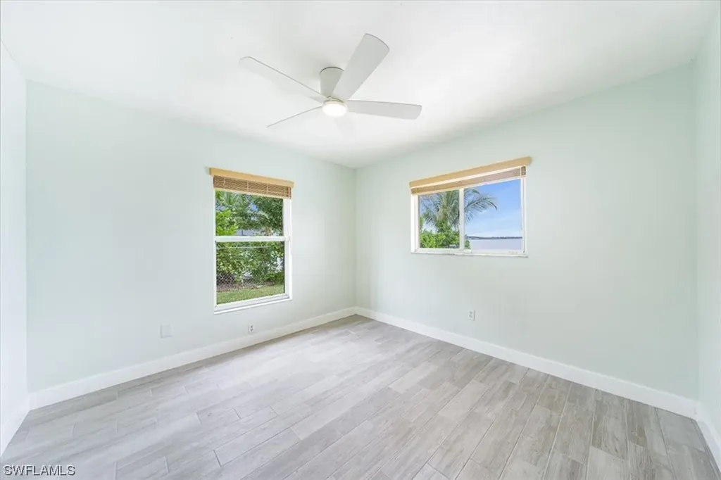 2526 SE 28th Street Cape Coral FL 33904