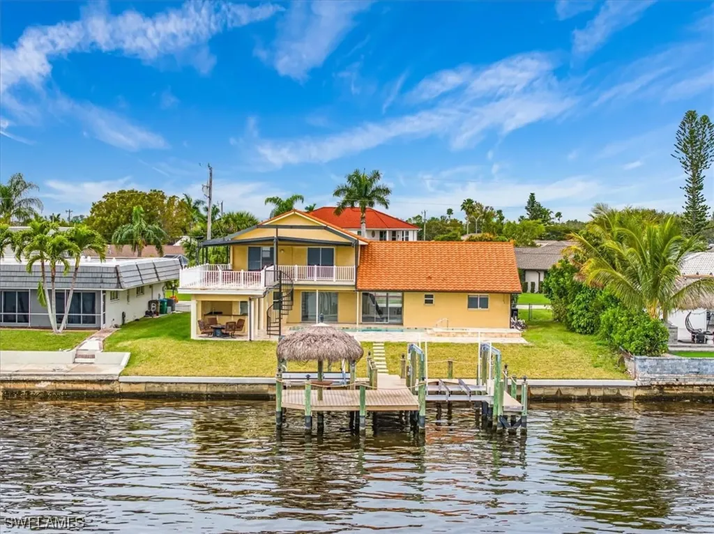 2526 SE 28th Street Cape Coral FL 33904