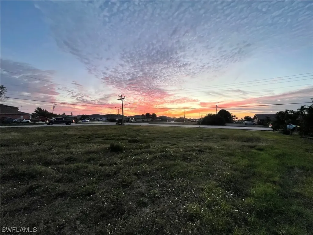 4013 Skyline Boulevard Cape Coral FL 33914