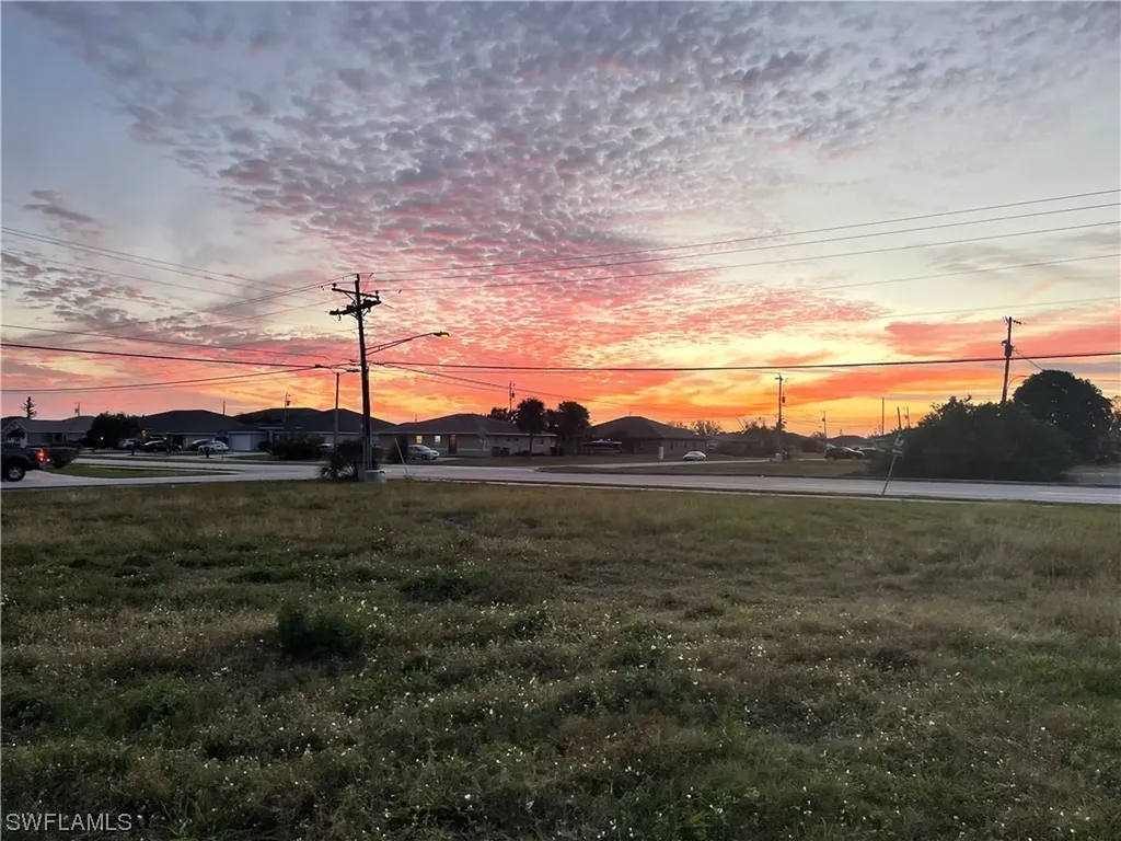 4013 Skyline Boulevard Cape Coral FL 33914