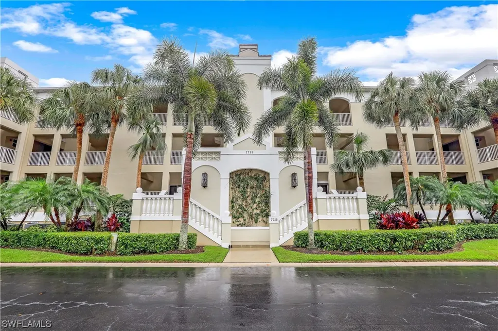 7725 Pebble Creek Circle Naples FL 34108