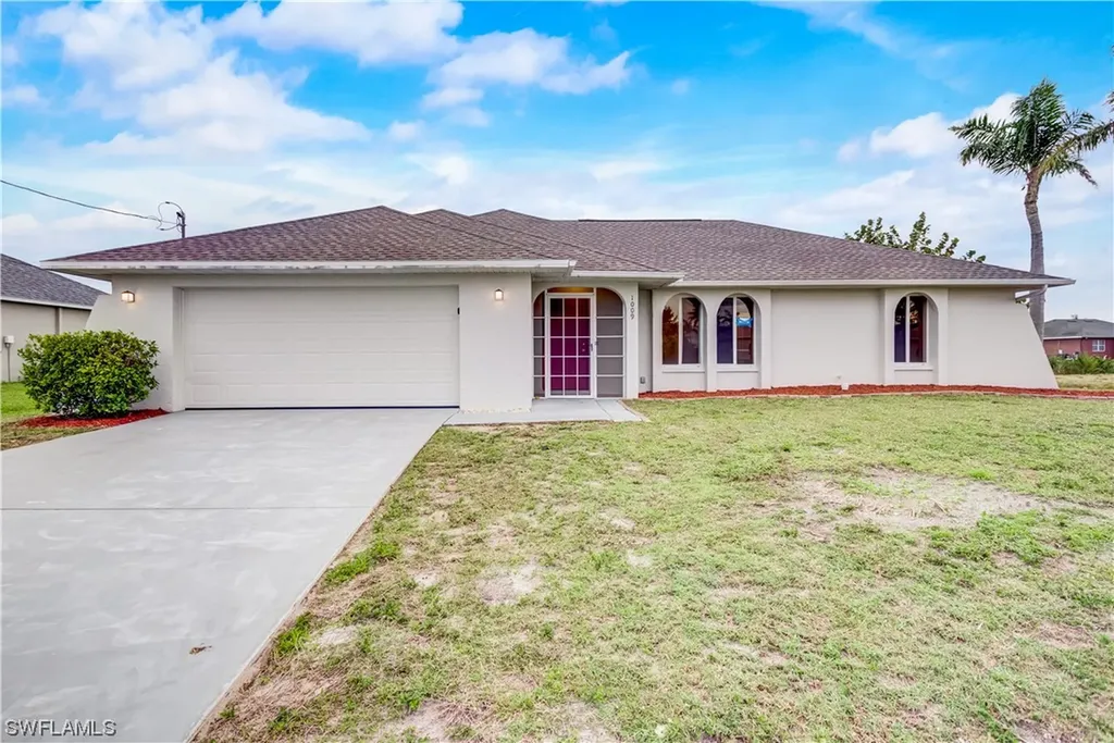 1009 Sw 37th Street Cape Coral FL 33914
