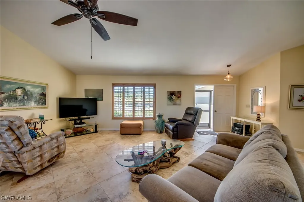 3342 Pinetree Drive St. James City FL 33956