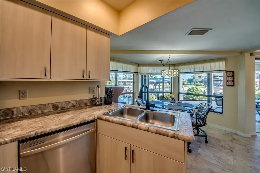 3342 Pinetree Drive St. James City FL 33956