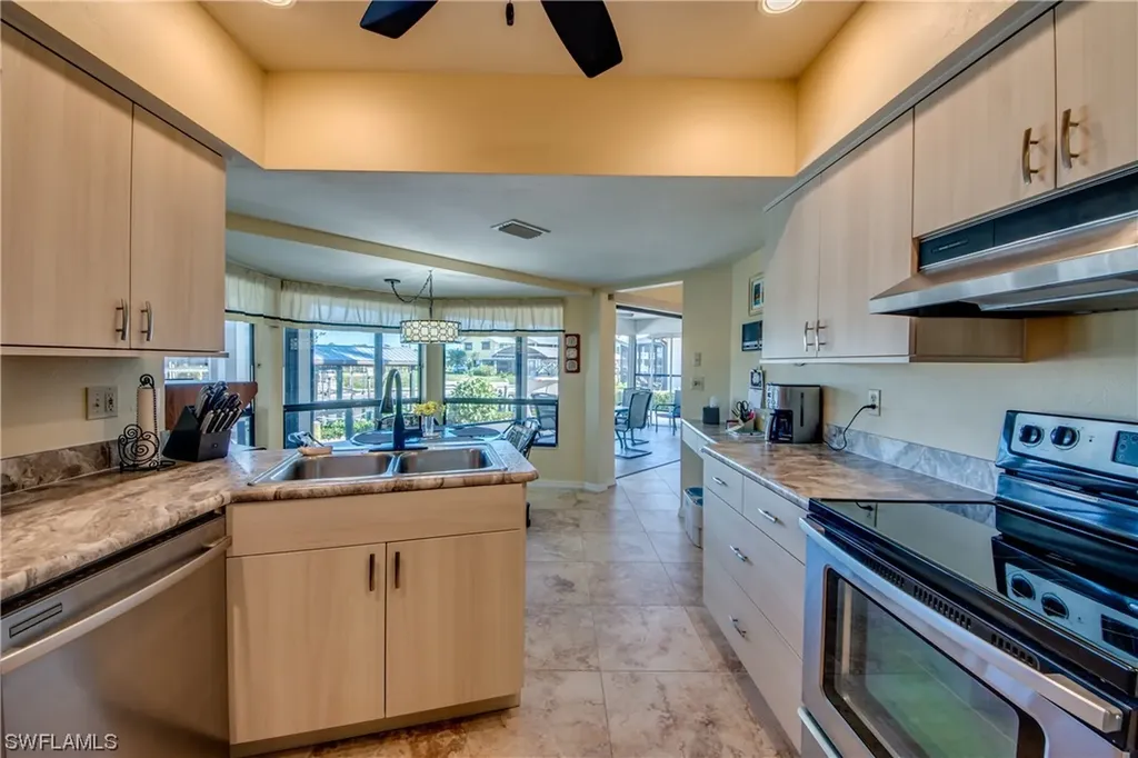 3342 Pinetree Drive St. James City FL 33956
