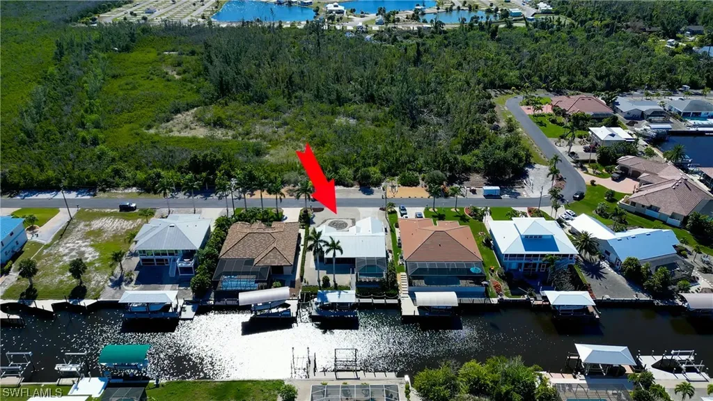 3342 Pinetree Drive St. James City FL 33956