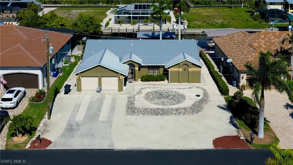 3342 Pinetree Drive St. James City FL 33956