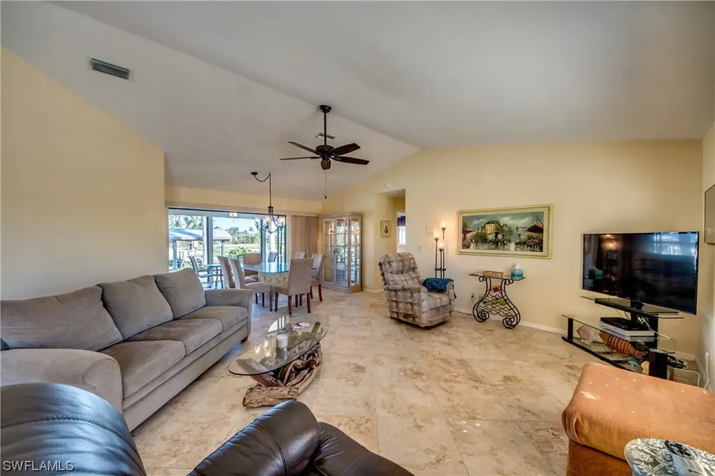 3342 Pinetree Drive St. James City FL 33956