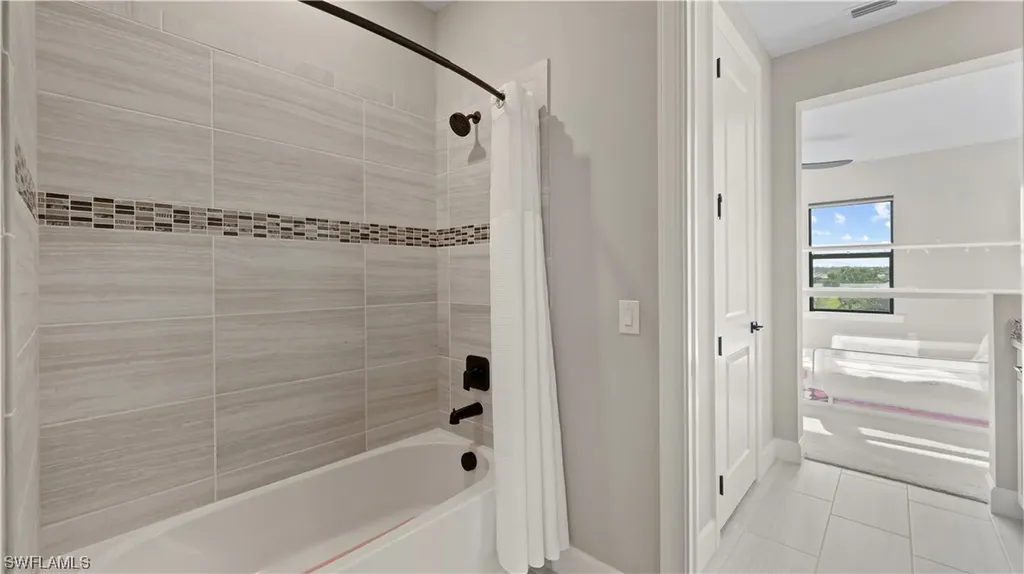 17487 Ashcomb Way Estero FL 33928