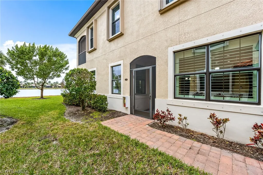 26185 Palace Lane Bonita Springs FL 34135