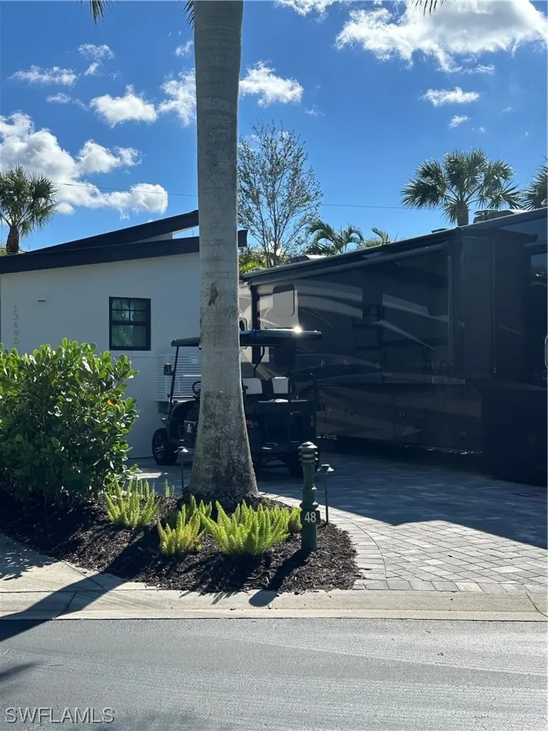 13495 Snook Circle Naples FL 34114