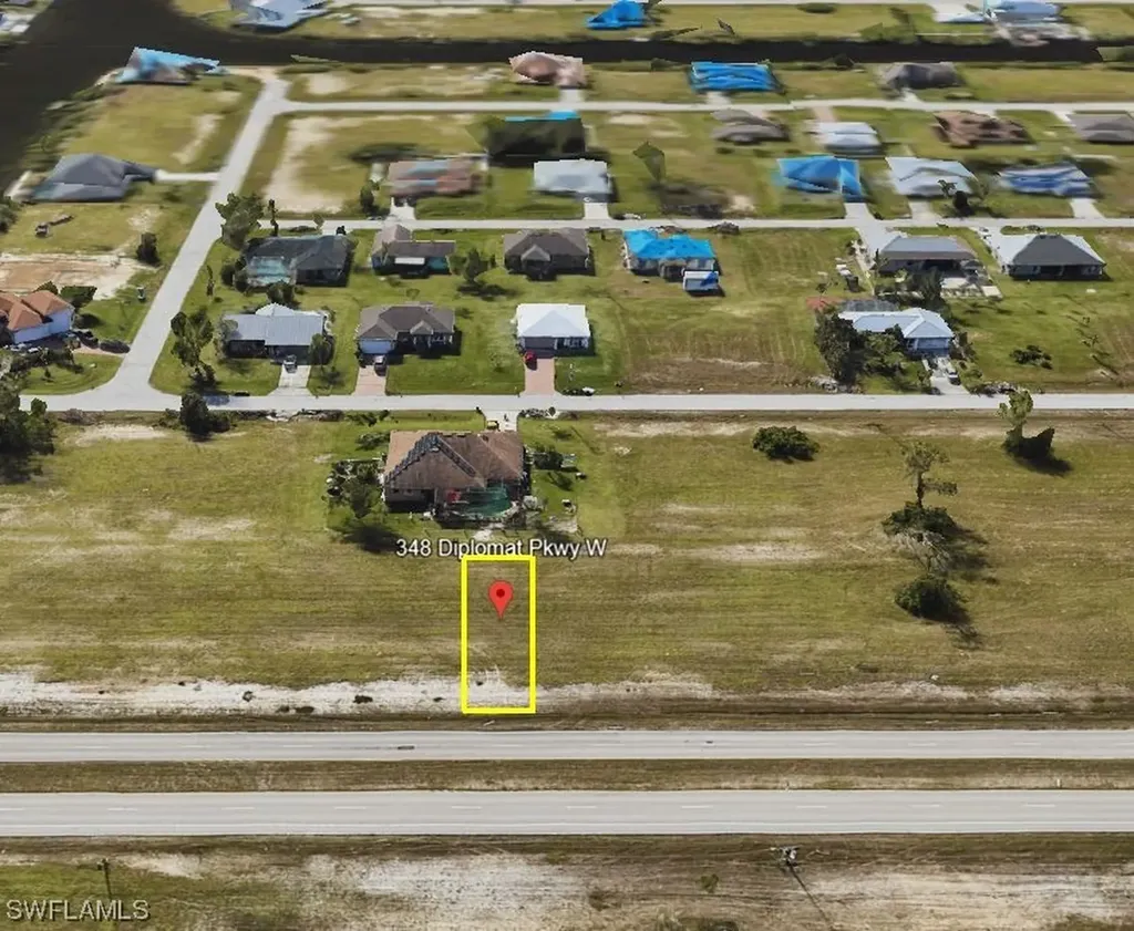 348 Diplomat Parkway W Cape Coral FL 33993